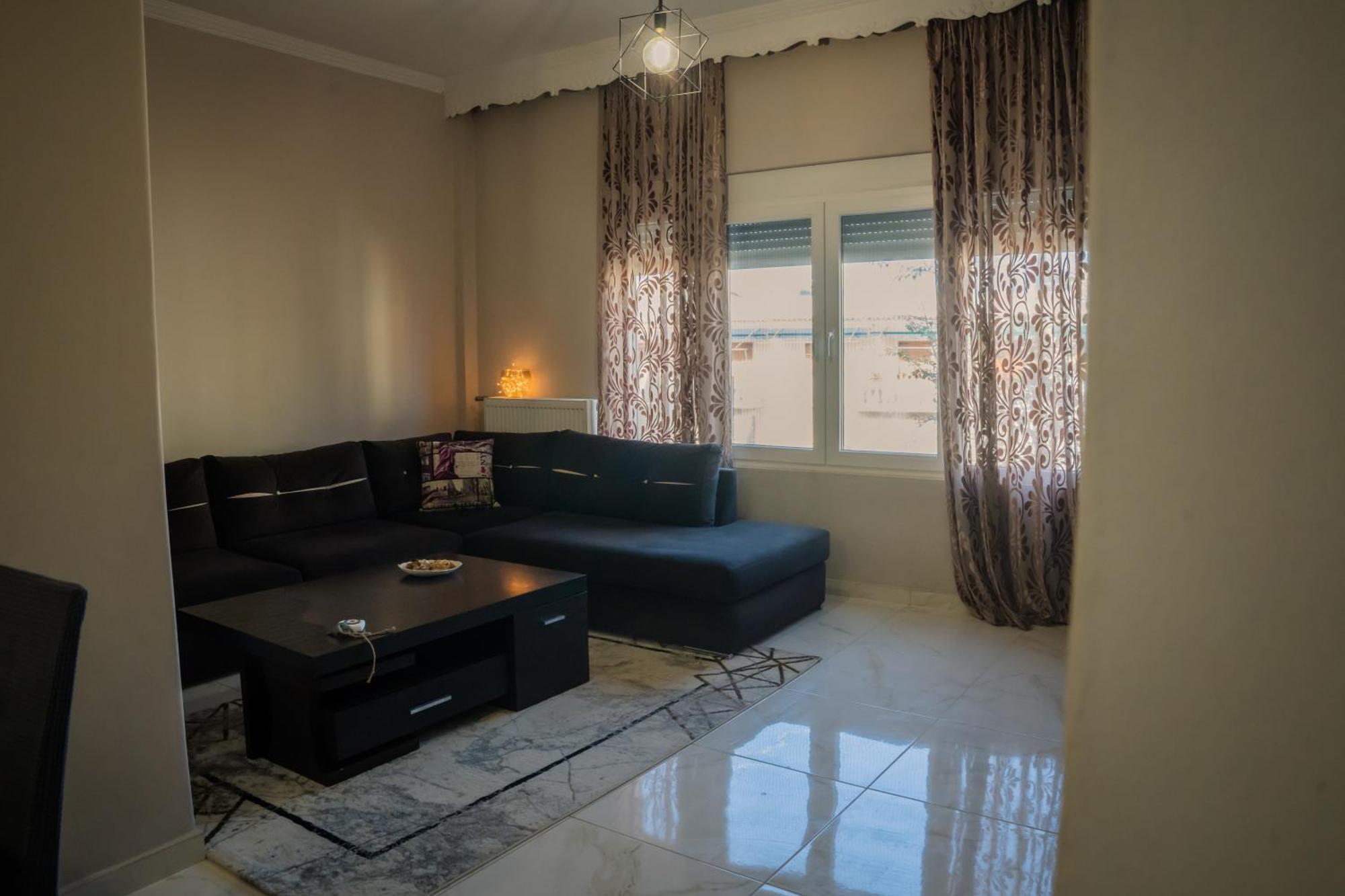 Oliana's Luxury House